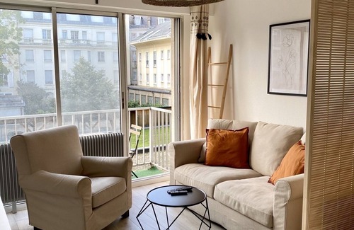 Mulhouse Apartment | Newly renovated studio - Centre Mulhouse - 3 minutes from the station!