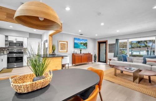 Beachway Estates House | Newly Renovated - Sunny Family Haven in Pompano