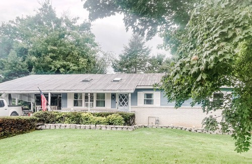 Pleasant Gap House | Newly renovated three bedroom home! Perfect location in Happy Valley PA