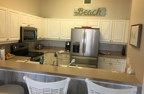 Charlotte Harbor Condo | Newly renovated spacious 3rd floor condo located on Charlotte Harbor