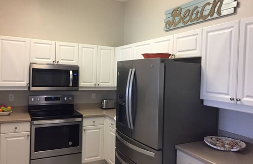 Charlotte Harbor Condo | Newly renovated spacious 3rd floor condo located on Charlotte Harbor