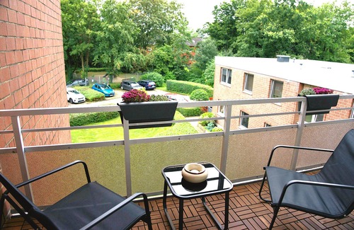 Großenbaum Apartment | Newly renovated vacation apartment in Duisburg South - near the trade fair and Düsseldorf Airport