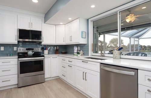 Sanibel House | Newly Renovated Vacation Home On Sanibel - The Magic Blue Home