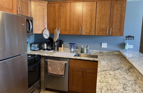Waikiki Condo | Newly Renovated Waikiki Beach 1 Bedroom/1 Bath Condo