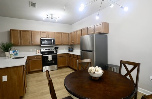 Oxford Condo | Newly Renovated! Walk to campus! "Another Spot that Calls"