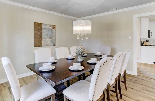 Memorial House | ★Newly Renovated★Family Retreat★CentralLocation