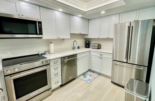 Sanibel Condo | Newly Reopened Luxury Sanibel Island 2-bedroom condo! Steps to the Beach!