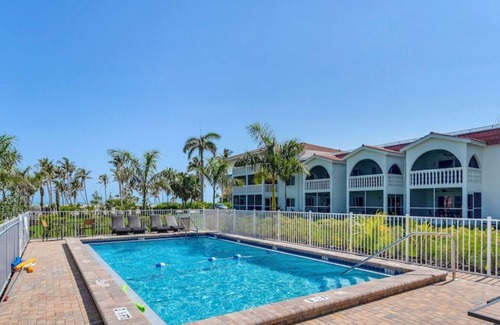 Sanibel Condo | Newly Reopened Luxury Sanibel Island 2-bedroom condo! Steps to the Beach!