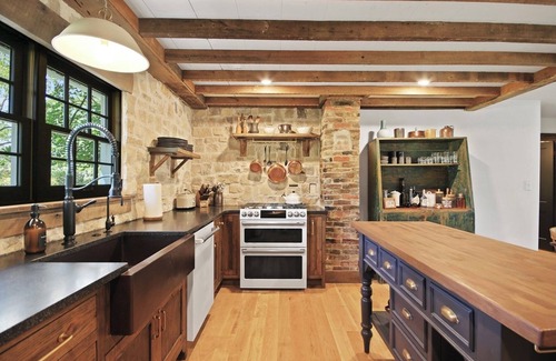 Boonesboro Cabin | Newly Restored 2-bedroom cabin in Historic Arrow Rock