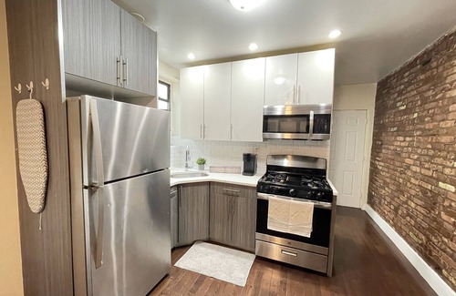 Crown Heights Apartment | Newly Unique Three bedroom w/workspace