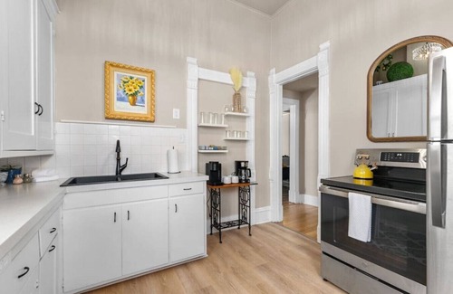 Neenah Apartment | Newly Updated|Historic|PETS!
