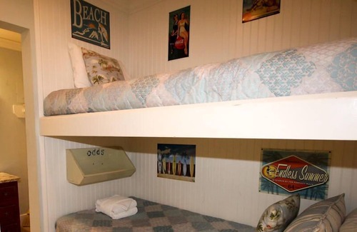 Saint Helena Island Resort | Newly Updated Poolside Studio Steps from Beach, Sandbar, & Tennis