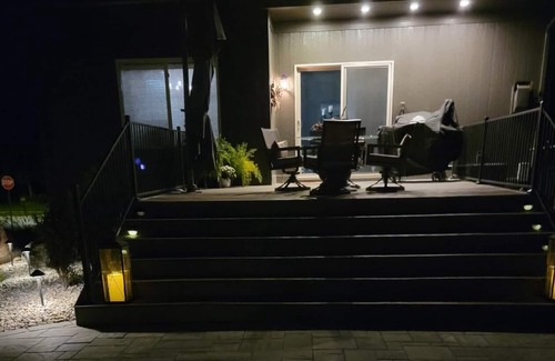 Millard House | Newly Upgraded Beautiful 3 bedroom Home with Hot Tub Firepit and 2 Garage