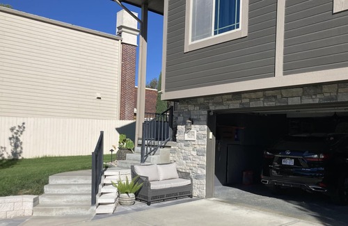 Millard House | Newly Upgraded Beautiful 3 bedroom Home with Hot Tub Firepit and 2 Garage