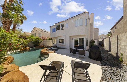 Green Valley House | Newly upgraded modern home w/pool and billiards table. Highly accessible!