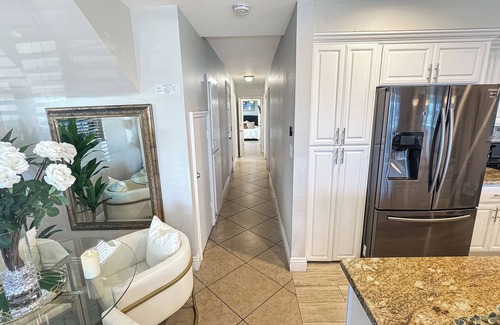 Balboa Peninsula House | Newport Beach House on the Oceanfront, Great Beach and Bay Access