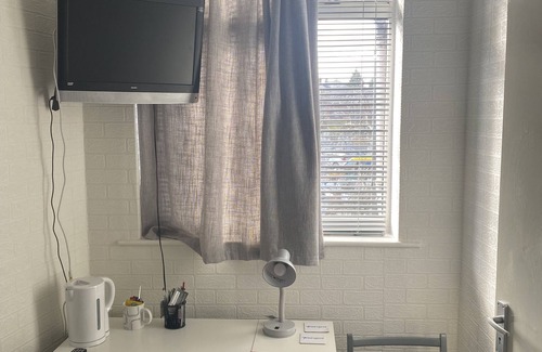 Nottingham House | Newtons Lodge - close to Nottingham city centre