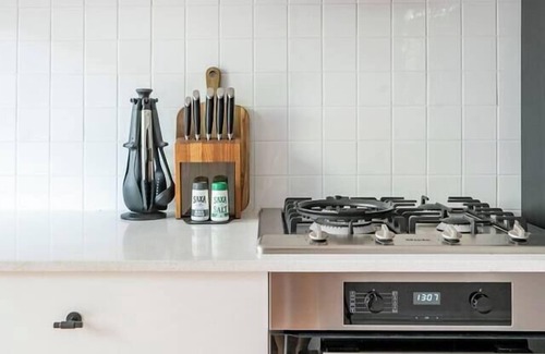 Newtown House | Newtown Nest Chic Terrace Living off King Street