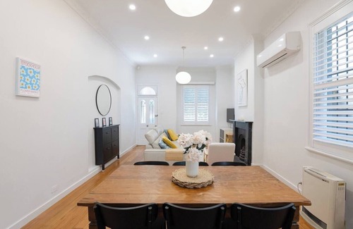 Newtown House | Newtown Terrace House Oasis