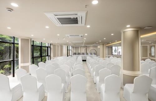 Kozhikode Hotel | Nexstay De' Malabaricus