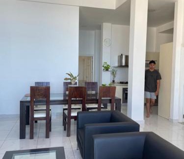 Kollupitiya Apartment | Next to an Indian Ocean