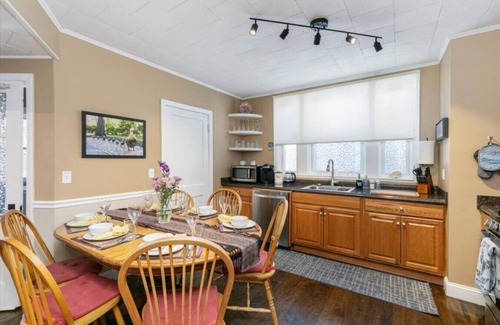 Quincy Condo | Next to Boston & Beach, King Beds, Free Parking+EV