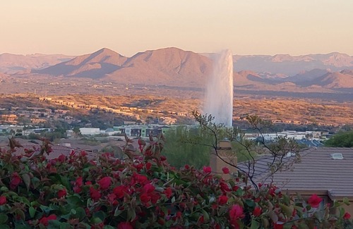 Fountain Hills Condo | Next to Fountain Park, Hiking, Dining, Fountain View!