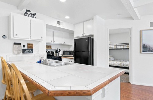 Boulder Bay Condo | Next to Lake. Close to Village and Slopes. BBQ.