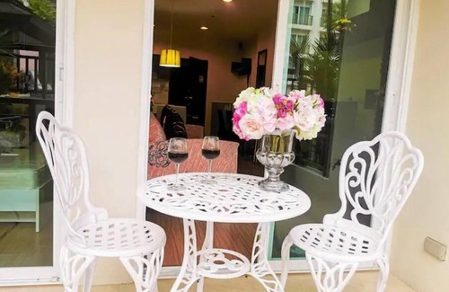 Wichit Condo | Next To Pool Cosy Apartment Near Everything Patong