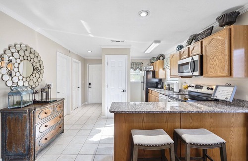 Indian Point Condo | Next to Silver Dollar City, King Master, 2BR 2BA, Full Size Kitchen, 20ft Patio