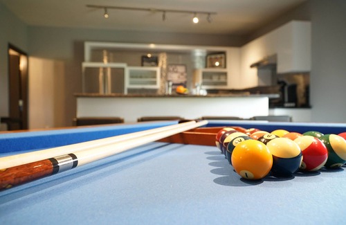 Elkhart Lake Villa | NFL Draft Ready Near Road America & Downtown Entertainment Villa