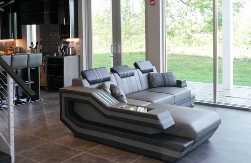 Elkhart Lake Villa | NFL Draft Ready Near Road America & Downtown Modern Retreat Hotel Quality