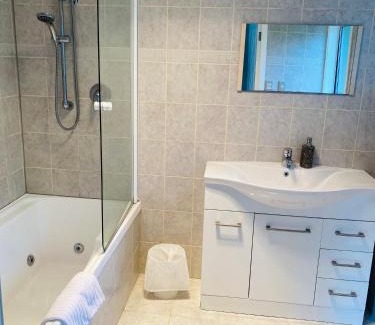 Taranaki Hotel | Ngati Ruanui Stratford Mountain House