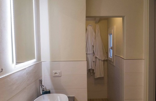 Le Cure Apartment | Niccolò's Niche App 4