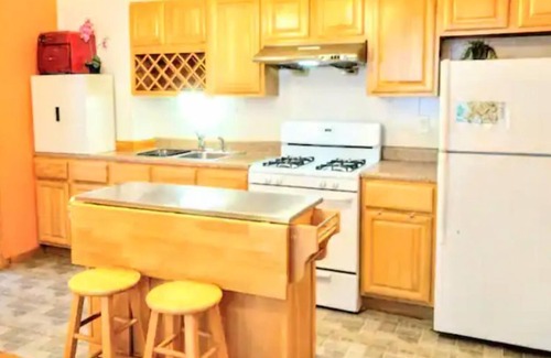 Bensonhurst Apartment | Nice 1-bdrm, 3-beds in Bensonhurst, Brooklyn, NYC