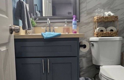 Sacramento Apartment | Nice 1 bedroom 1- bathroom studio in Sacramento with WiFi, AC. Enjoy your stay.