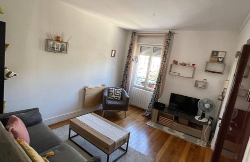 Sevres Apartment | Nice 2 rooms, cosy, quiet - Near forest - Near Paris !
