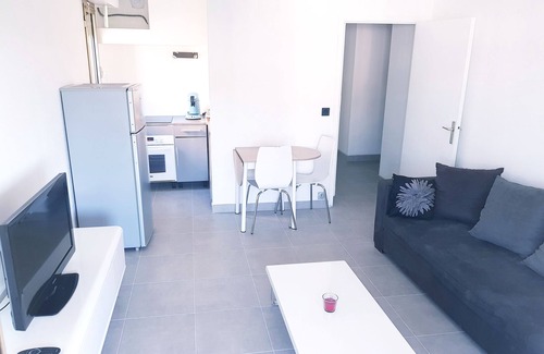 Bastide Giraud Apartment | Nice 2 Rooms Sea View/Pool/Parking