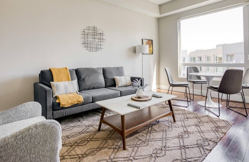 Santa Clara Apartment | Nice 2BR in Santa Clara, Parking + Pet-Friendly