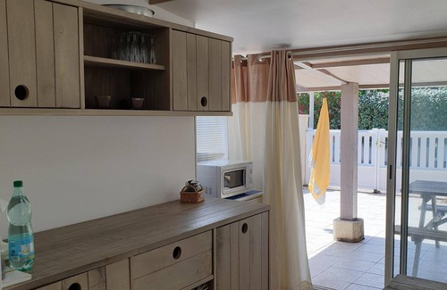 Les Ayguades House | NICE 3-BEDROOM HOUSE between the pond and the sea Pets welcome