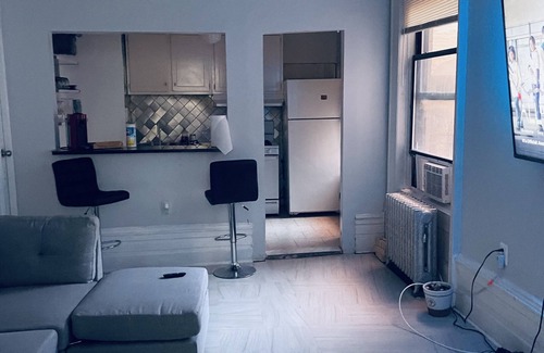 Washington Heights Apartment | Nice 3 bedroom in Manhattan that can take up to 12 persons