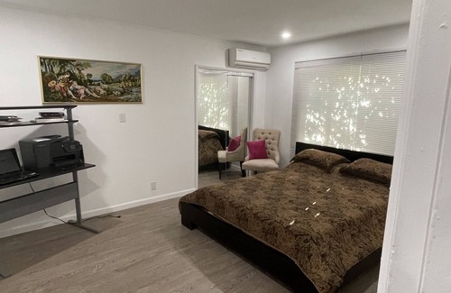 West Los Angeles House | Nice & 5 minutes to Beverly Hills