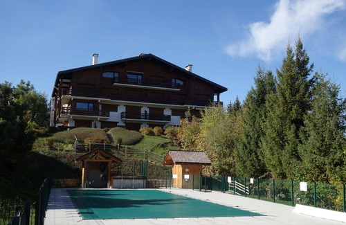 Le Bettex Apartment | Nice apartment for 5 people with pool, WIFI, TV and balcony