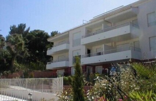 Cavalaire-sur-Mer Apartment | Nice and air conditioned apartment last floor and sea view in a residence with swimming-pool.