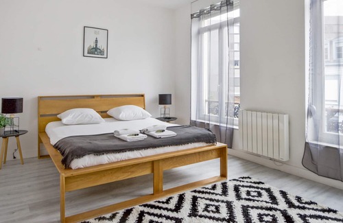 Saint-Maurice Pellevoisin Apartment | Nice and calm flat in Lille-Europe nearby the Old City - Welkeys