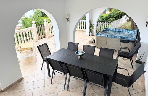 Mijas Villa | 'Nice and Spacius Villa near Fuengi' with Sea & Mountain View, Pool, NO under 40