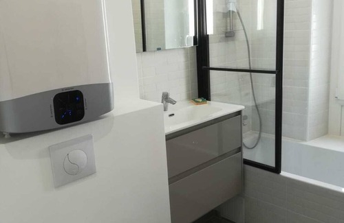 Montrouge Apartment | Nice and well placed apartment
