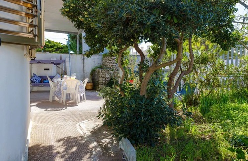 Torre Specchia Ruggeri Apartment | Nice apartment for 4 guests with WIFI, TV, pets allowed and parking, close to Otranto