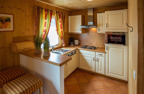 Annaberg im Lammertal House | Nice apartment in villa for 8 guests with pool, WIFI, TV, terrace and pets allowed