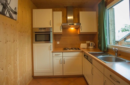 Annaberg im Lammertal House | Nice apartment in villa for 8 guests with pool, WIFI, TV, terrace and pets allowed